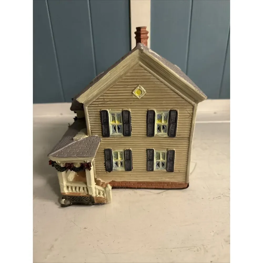 Classic American Home Accents Holiday Porcelain Christmas Village *read‎